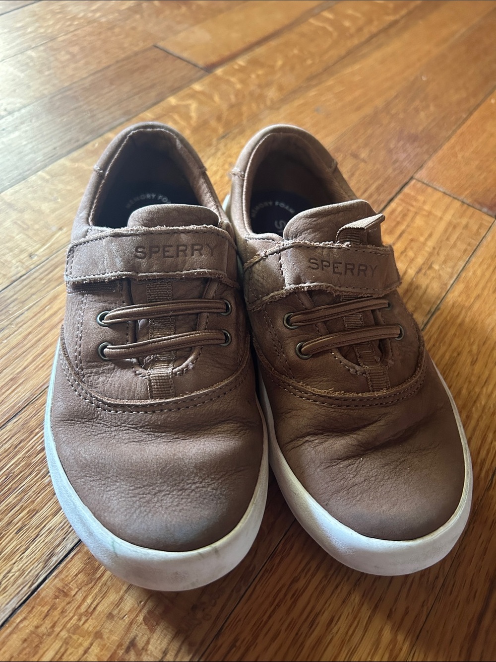 Sperry Kids Tan Leather Hook-and-Loop Slip-On Sneakers